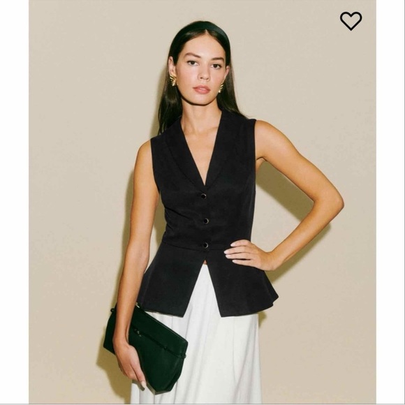 NWT Reformation Oakley Vest Top Sleeveless V Neck in Black 8 - Picture 10 of 13
